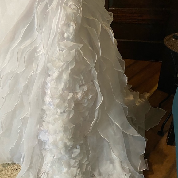 Allure Exclusive Edition P912 Sz 6. NWT - Picture 7 of 11